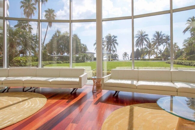 Photo - 5151 Collins Ave Unidad ID1227341P