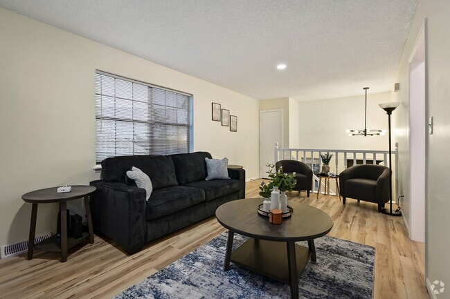 Building Photo - 5314 NW 87th St Rental