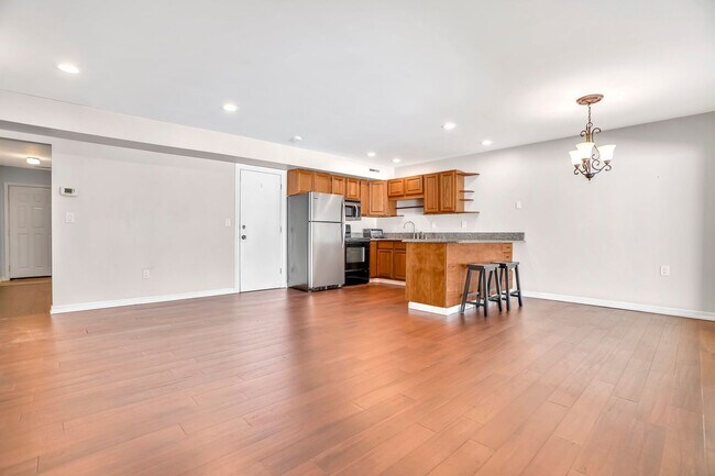 Photo - 2219 North Ave