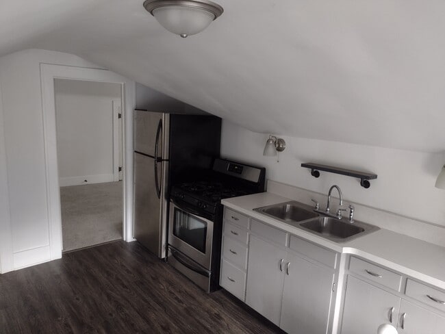 Photo - 315 State Ave Unit Upper