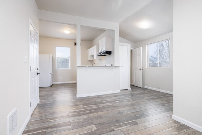 Photo - 512 Barrett Ave Unit 512