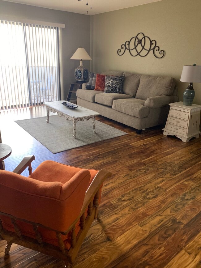 Photo - 2094 Mesquite Ave Unit 121