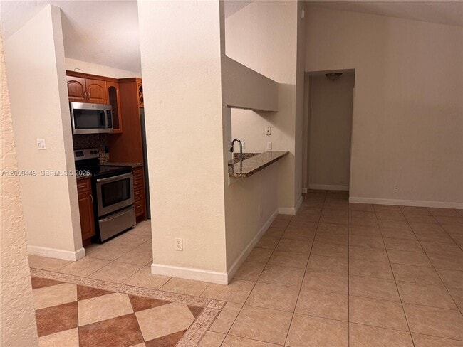 Photo - 10610 SW 158th Ct Unit 304