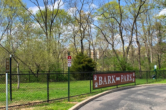 Photo - Indian Lookout Apartments