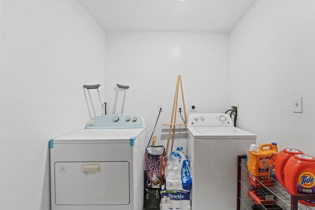 Photo - 347 Palisade Ave Unit 1