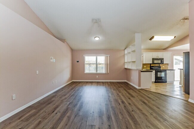 Photo - 3027 Slippery Rock Ave