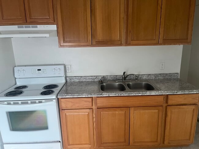 Photo - 238 E Suttenfield St Unit 238 E Suttenfield St