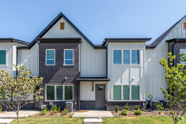 Elm Tree Townhomes - Elm Tree Townhomes