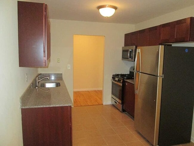 Photo - Hadley Woods