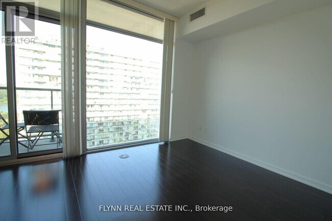 Photo - 105 The Queensway Unit 2313