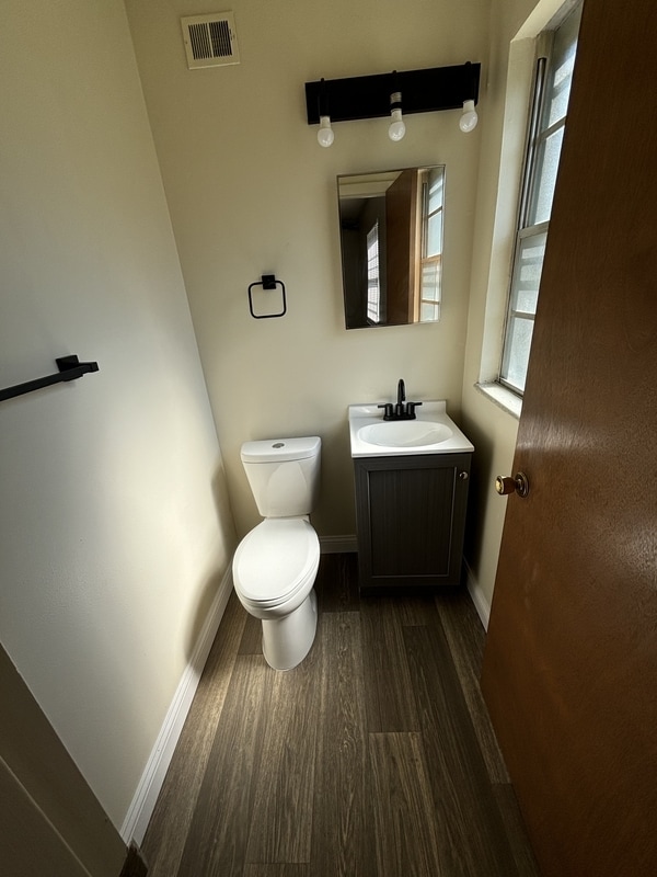 Photo - 2014 W Woodriver Dr