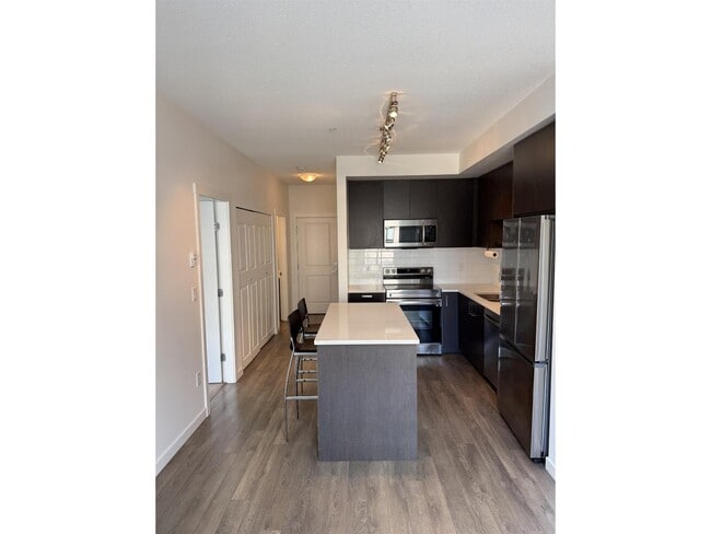 Photo - 15848 Fraser Hwy Unit 308