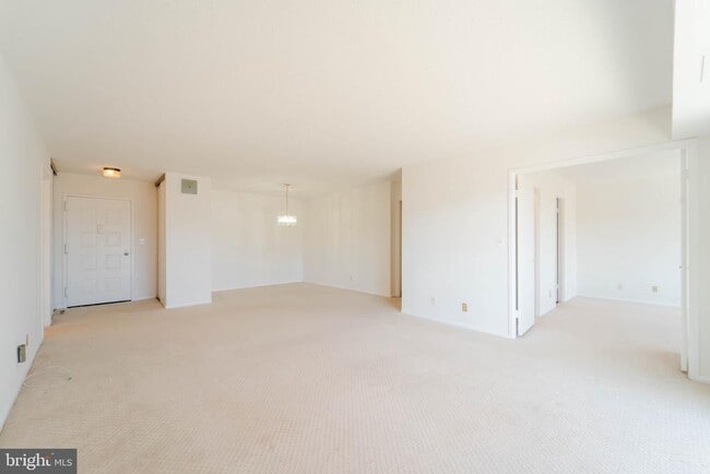 Photo - 8370 Greensboro Dr Unit 705