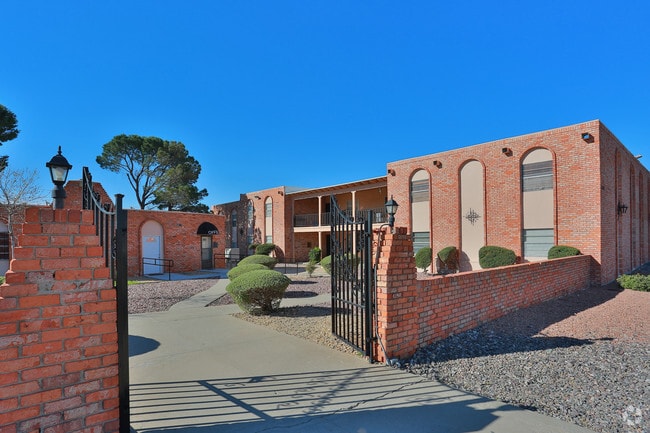 Desert Ridge Apartments