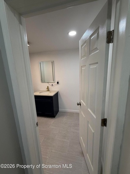 Photo - 539 E Pine St