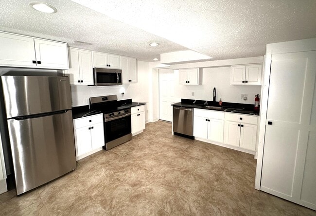 Photo - 7809 Dover Dr