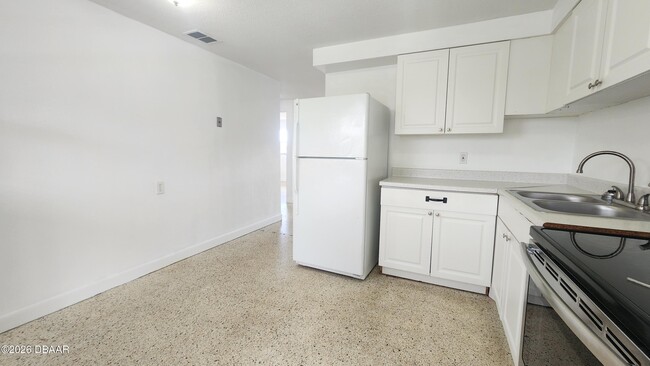 Photo - 1750 S Palmetto Ave Unit 230