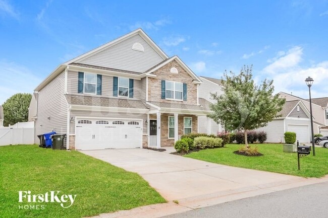 Photo - 121 Wintergreen Ct