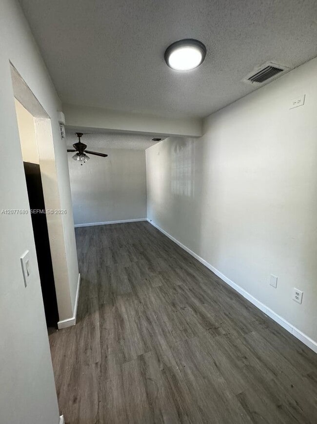 Photo - 2734 SW 30th Ct Unit 1
