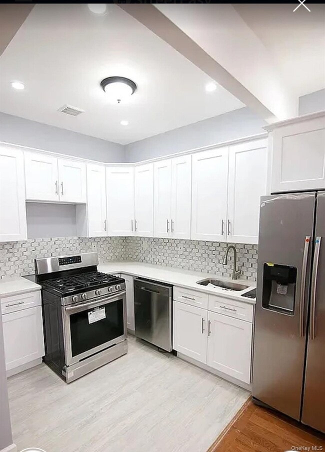 Building Photo - 251 Covert St. Unit 2