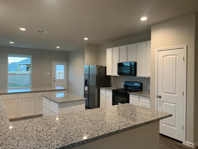 Photo - 14048 Lamprey Dr