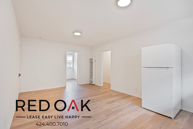 Building Photo - 4046 Nicolet Ave Unit 3 Rental