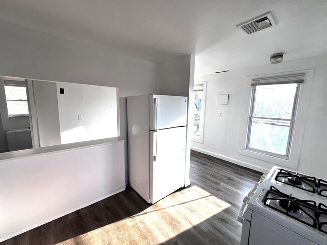 Photo - 83 Seeley St Unidad 3