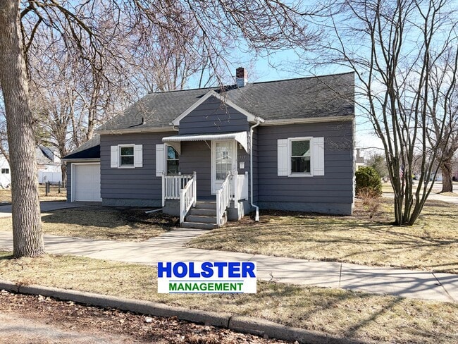 Building Photo - 3-Bedroom House with 1-Car Attached Garage