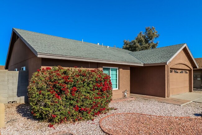 Photo - 10258 W Pasadena Ave