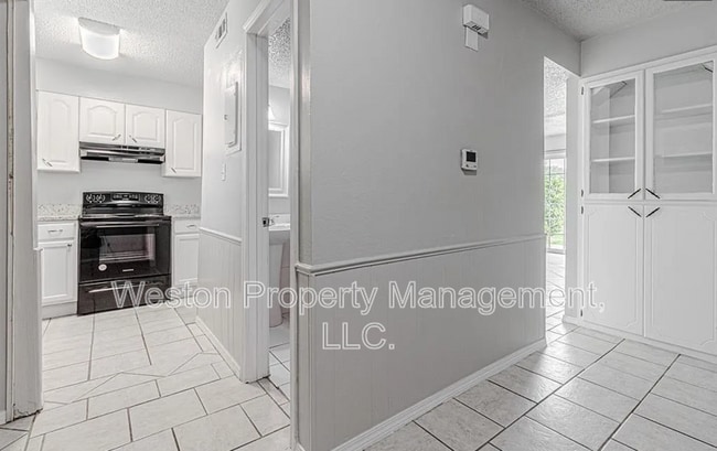 Photo - 1402 Bill Carrol Dr