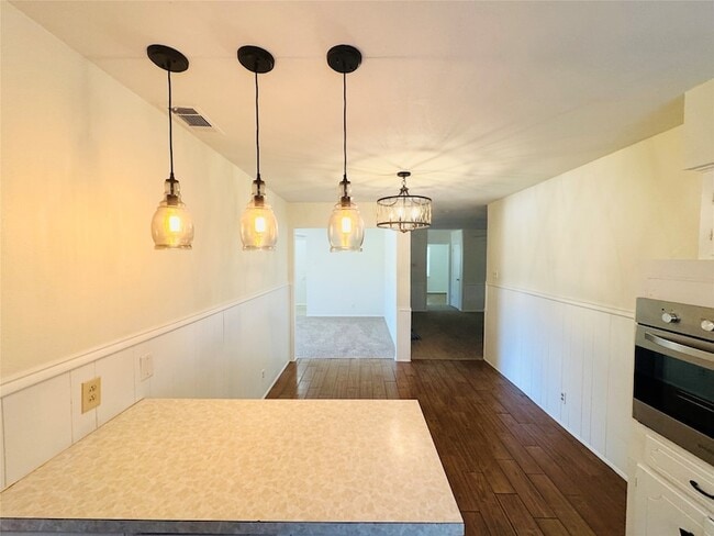 Photo - 1518 Carroll Dr