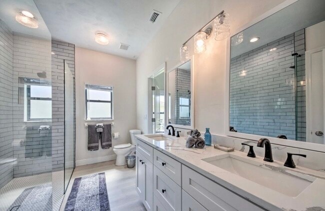 Photo - 1416 SE 21st St
