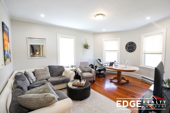 Photo - 73 Bigelow St Unit 2