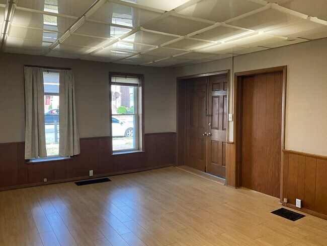 Photo - 233 Scioto St Unit B