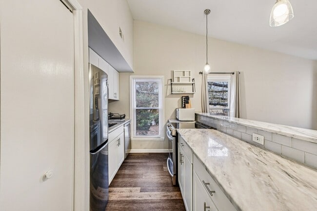 Photo - 430 Queens Rd Unit 732