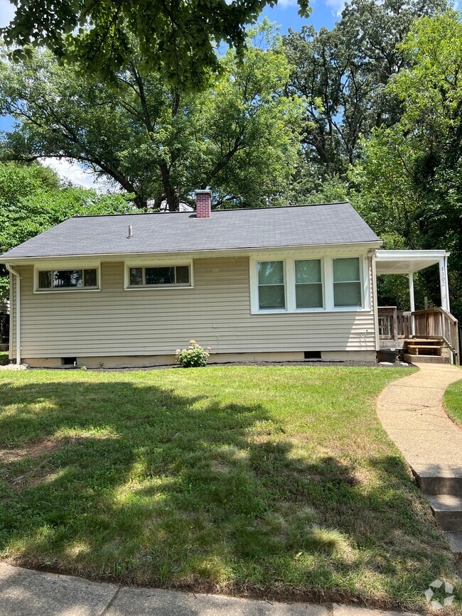 Building Photo - 1302 Coral Sea Dr Rental