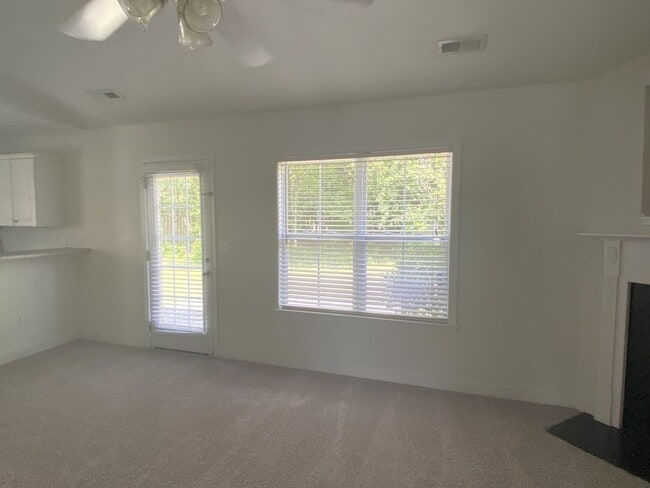 129 S.Palms Drive
