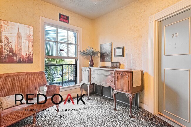 Photo - 649 N Rossmore Ave Unidad 106