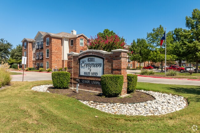 Evergreen at Hulen Bend
