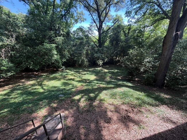 Photo - ** 3 bed 2 bath located in Forrest Hills ** Call 334-366-9198 to schedule a self showing ½ off th...