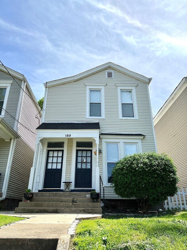 Building Photo - 1618ELL Unit 1618ELL - 3