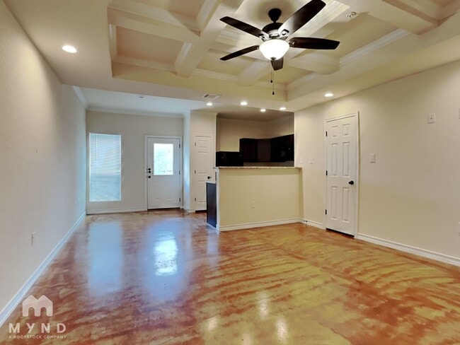 Photo - 6415 Melanzane Ave