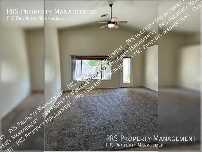 Photo - 1744 E Robin Ln