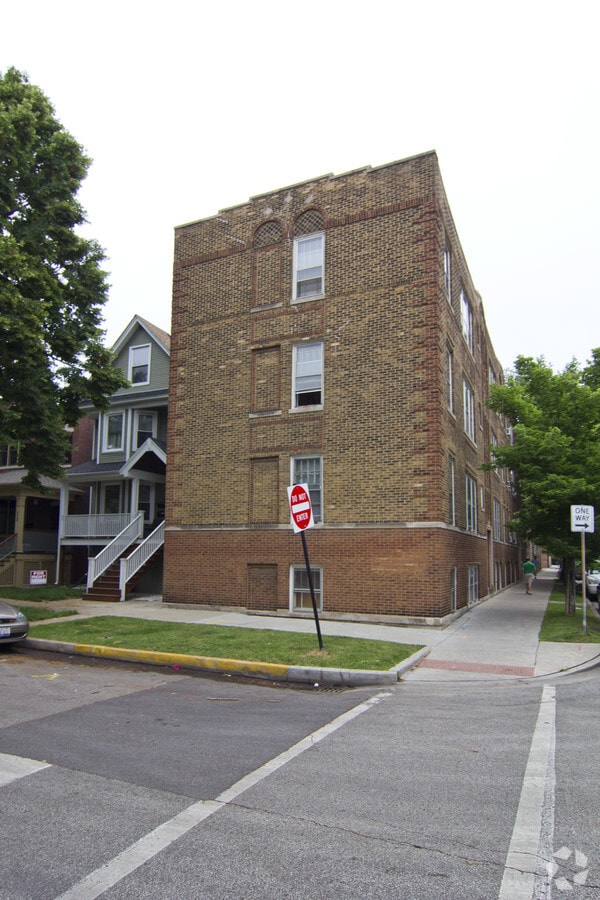 Photo - 2305-11 W Wilson