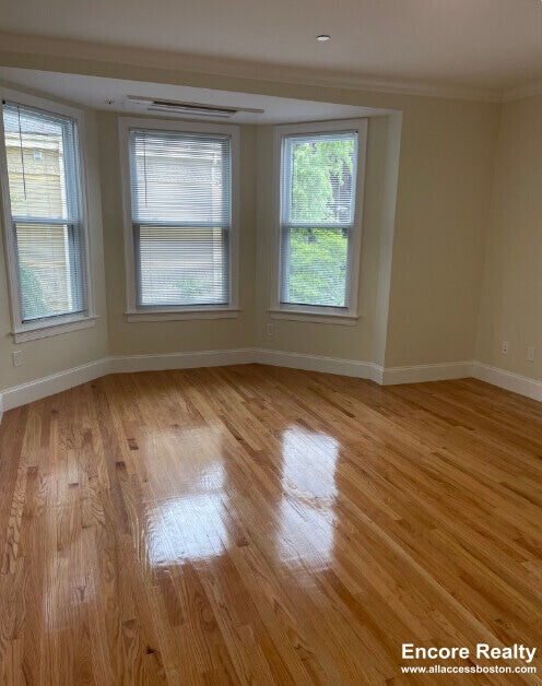 Photo - 12 Harris St Unit 3