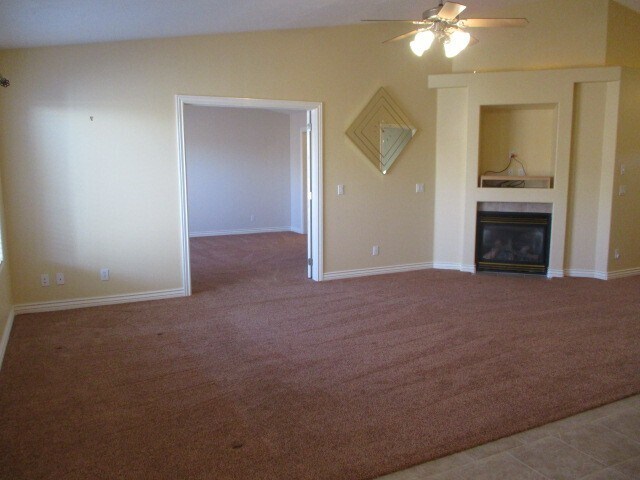 Photo - 3 bedroom, 2 bathroom condo in The Seasons