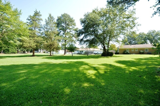 Photo - STUNNING 3 BEDROOM RANCH WATERFRONT HOME ON 1 ACRE W/ 1 CAR GARAGE!!