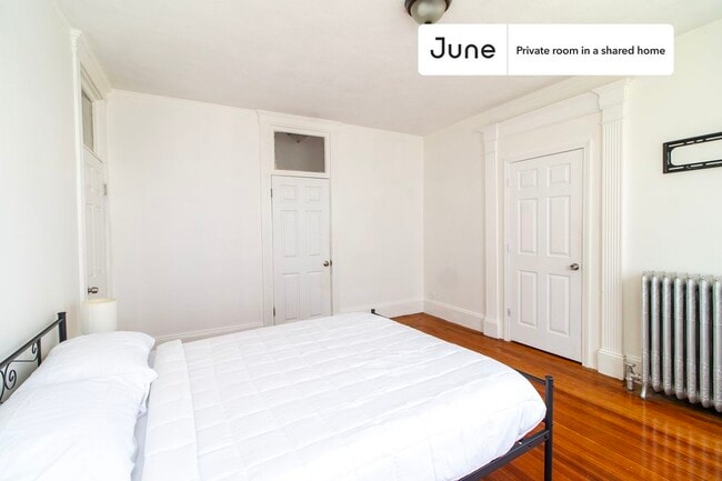 Photo - Room in Shared 5 bed/2 bath home Unit C