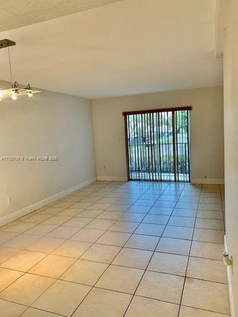 Photo - 8600 SW 109th Ave Unidad 4-202 Rental