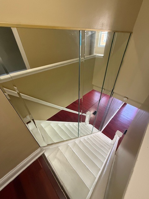 Photo - 2624 Gerritt St